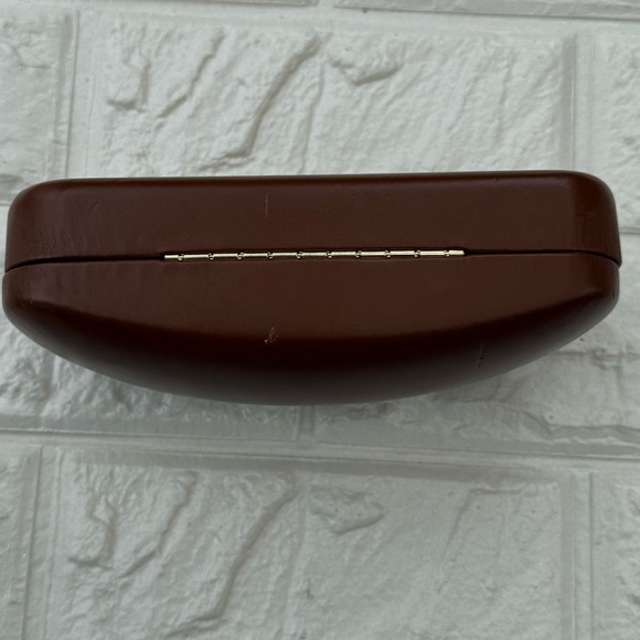 Longchamp Tan Hard Clamshell Glasses Case - Picture 3 of 9